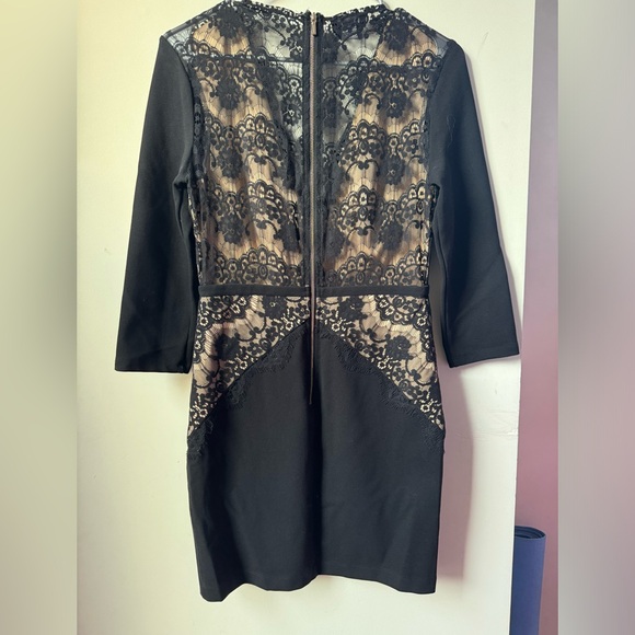 Bebe Lace dress - Picture 3 of 8